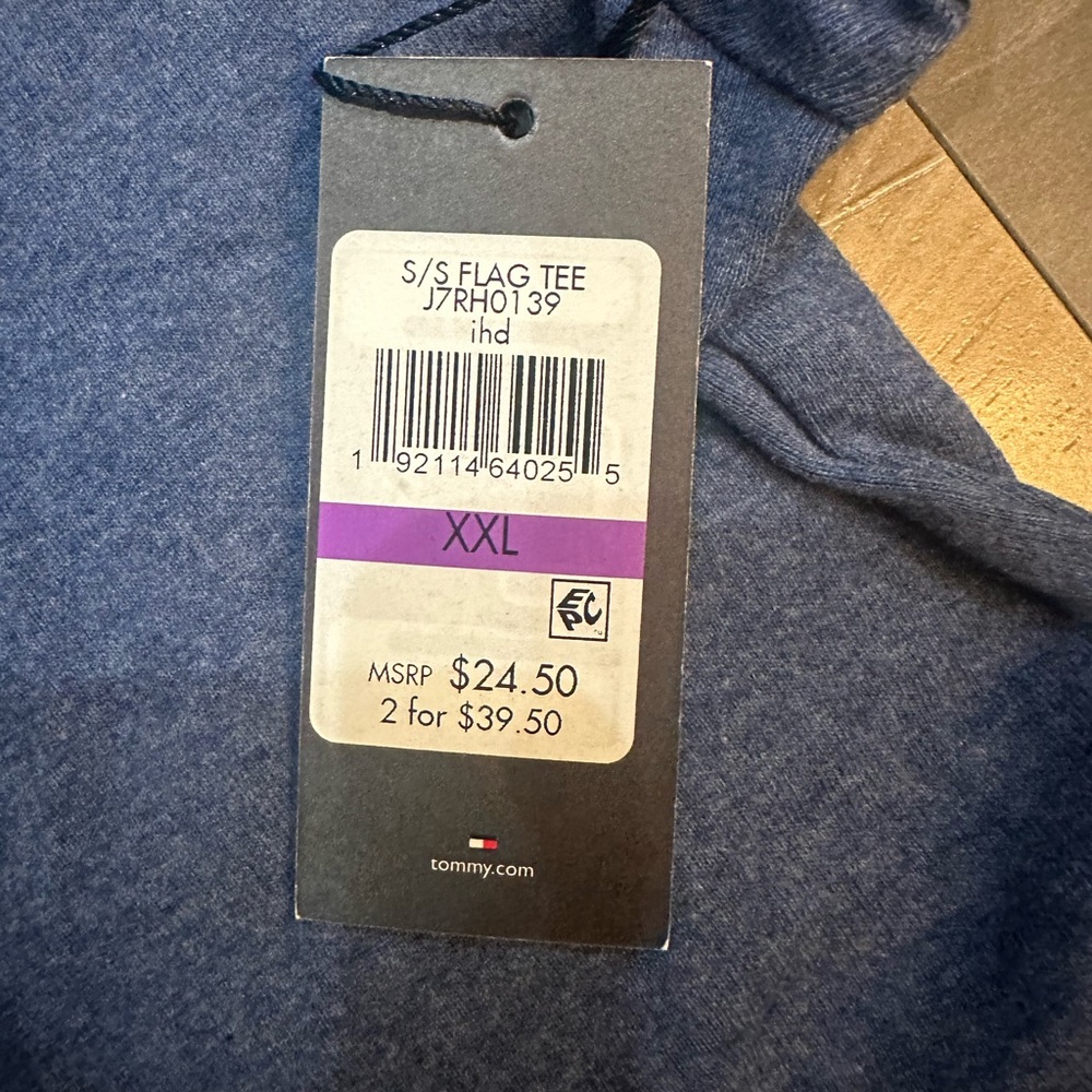 Tommy Hilfiger women’s set - Picture 4 of 8